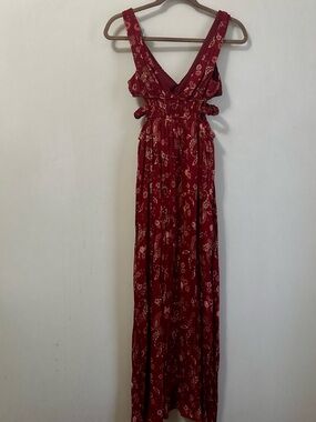 Red Paisley V-Neck Maxi Sundress